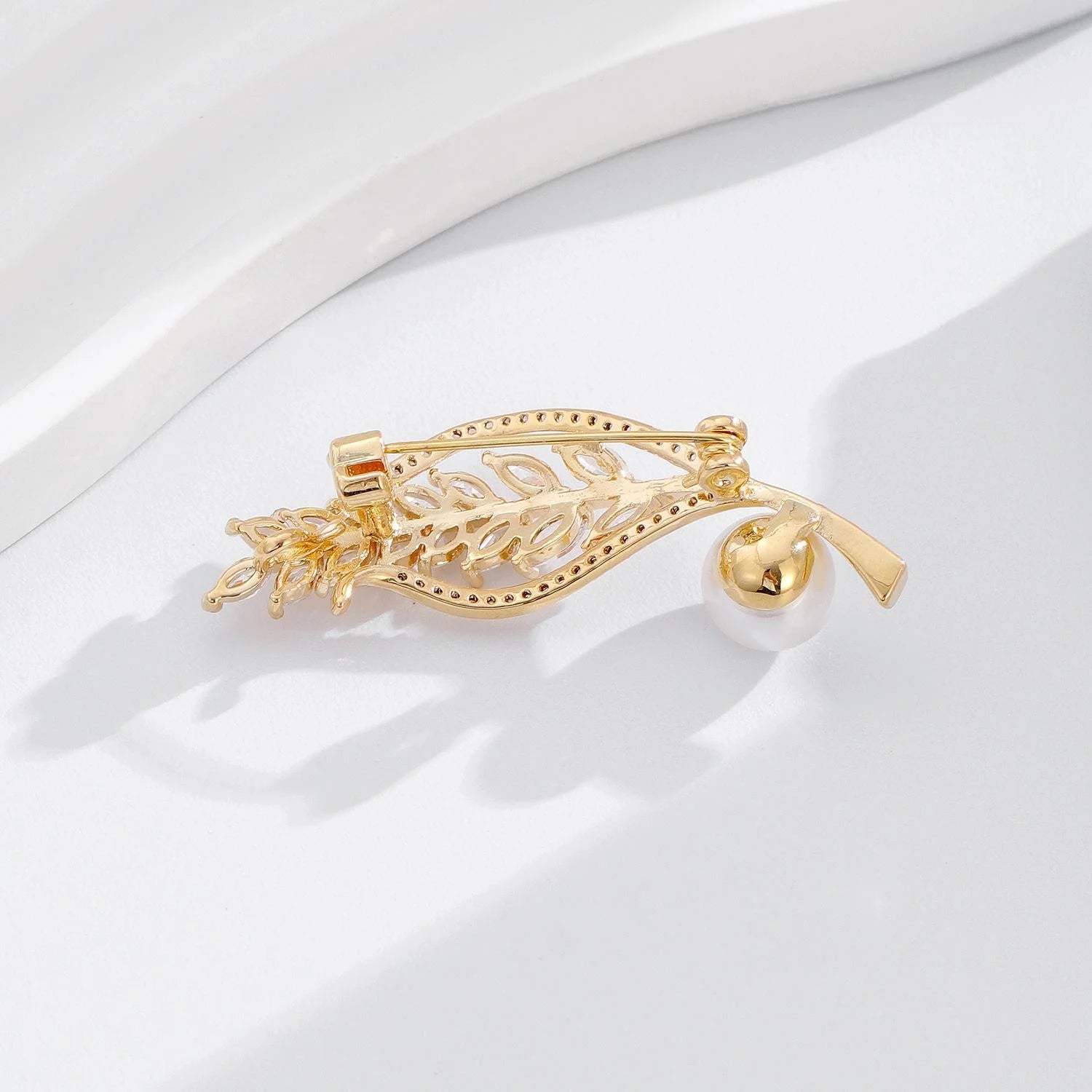 Elegant Wheat Ear Alloy Brooch With Pearl And Zircon Rhinestones, Luxury Lapel Pin Suit Corsage Gift