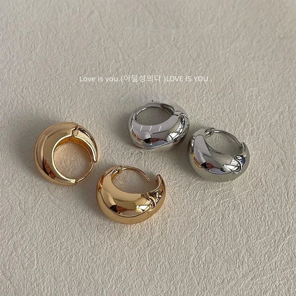 14K Electroplated Copper Oval Stud Earrings Minimalist Smooth Geometric Light Luxury Office Jewelry