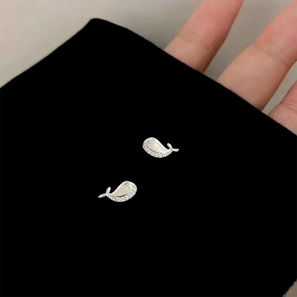 Minimalist Copper Micro Pave Zircon Mini Whale Stud Earrings For Women Student Jewelry