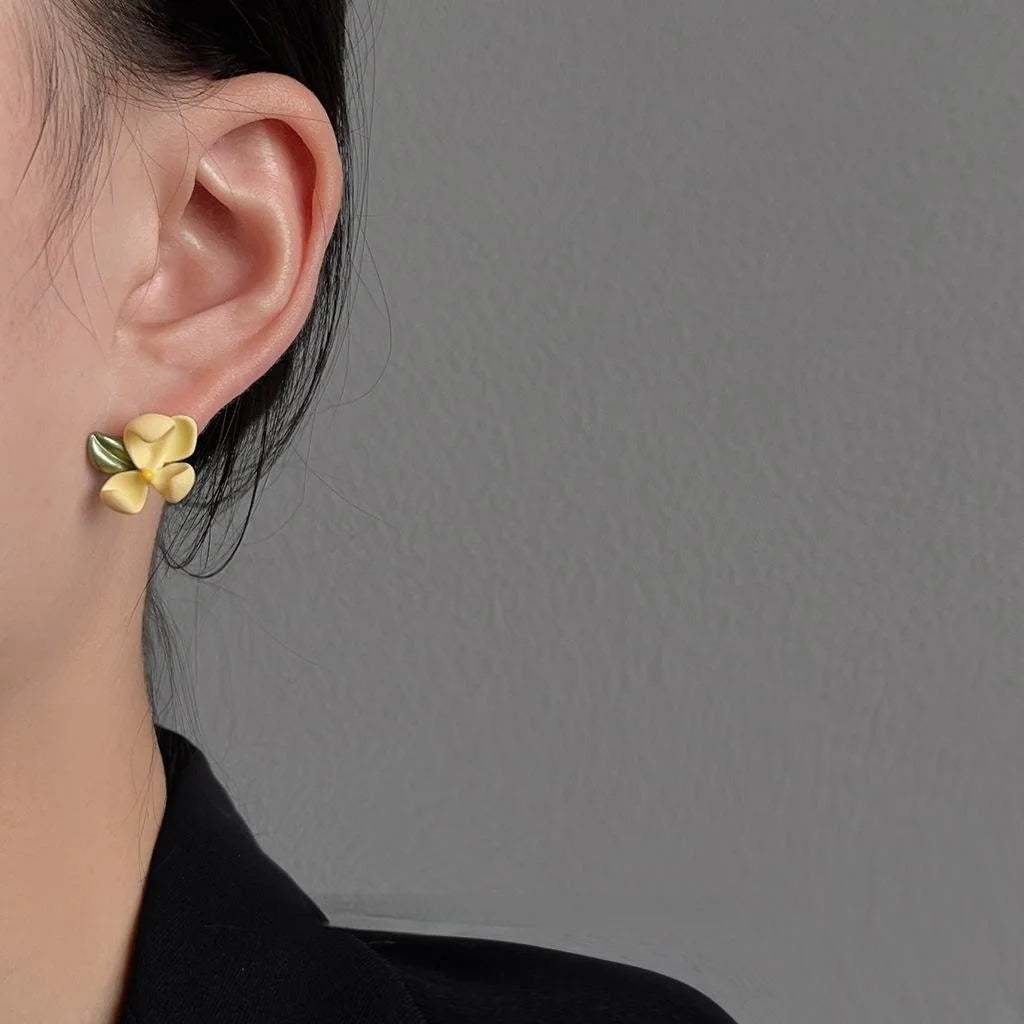 Forest Style Gardenia Flower Stud Earrings Silver Plated Enamel Metal Sweet Minimalist Jewelry
