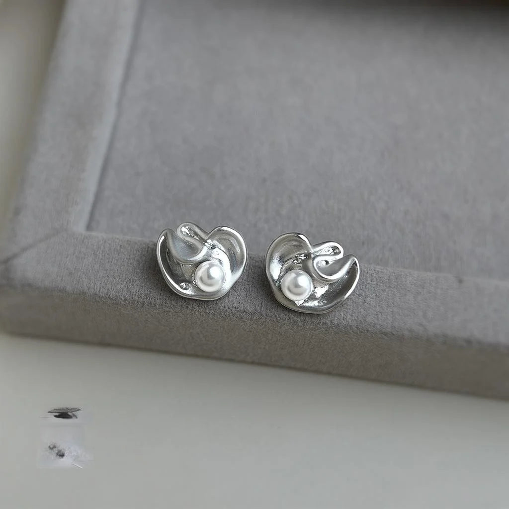 Eco Copper Fishtail Ruffle Pleated Pearl Stud Earrings Minimalist Luxury Style