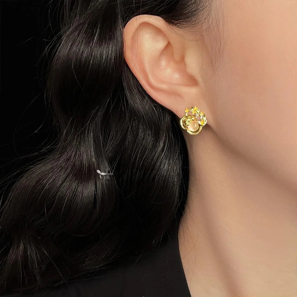 Light Luxury Copper Glass Cat Eye Floral Petal Stud Earrings