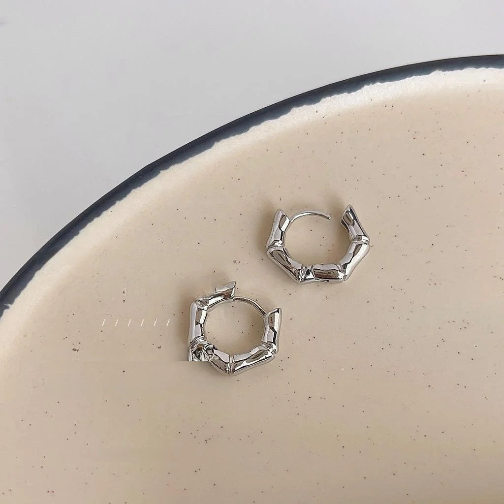 Minimalist Copper Bamboo Joint Stud Earrings Smooth Geometric Round Hoop Style For Daily Commute