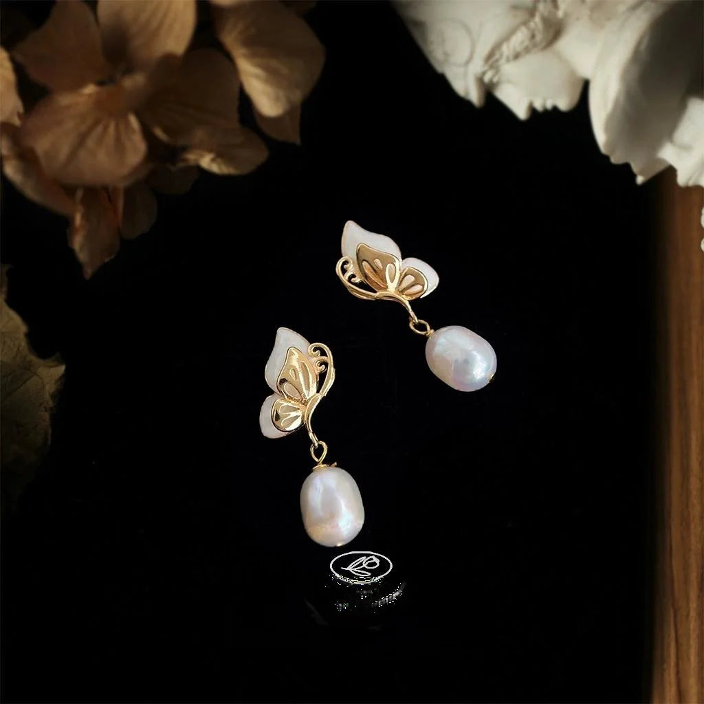 Elegant French Butterfly Drop Earrings Copper Shell Freshwater Pearl Handmade Light Luxury Jewelry