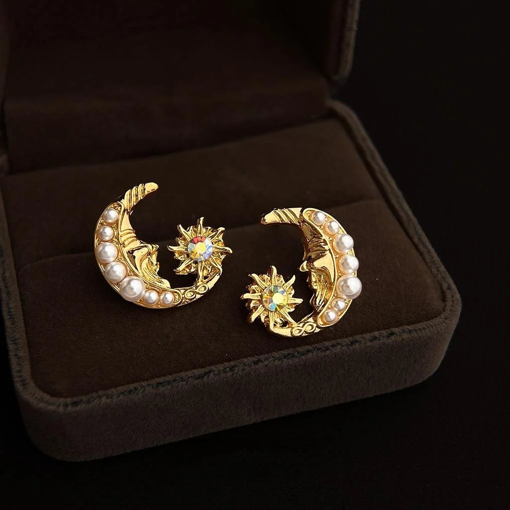 14K Plated Moon Stud Earrings Eco-Friendly Copper Geometric Light Luxury Ear Jewelry