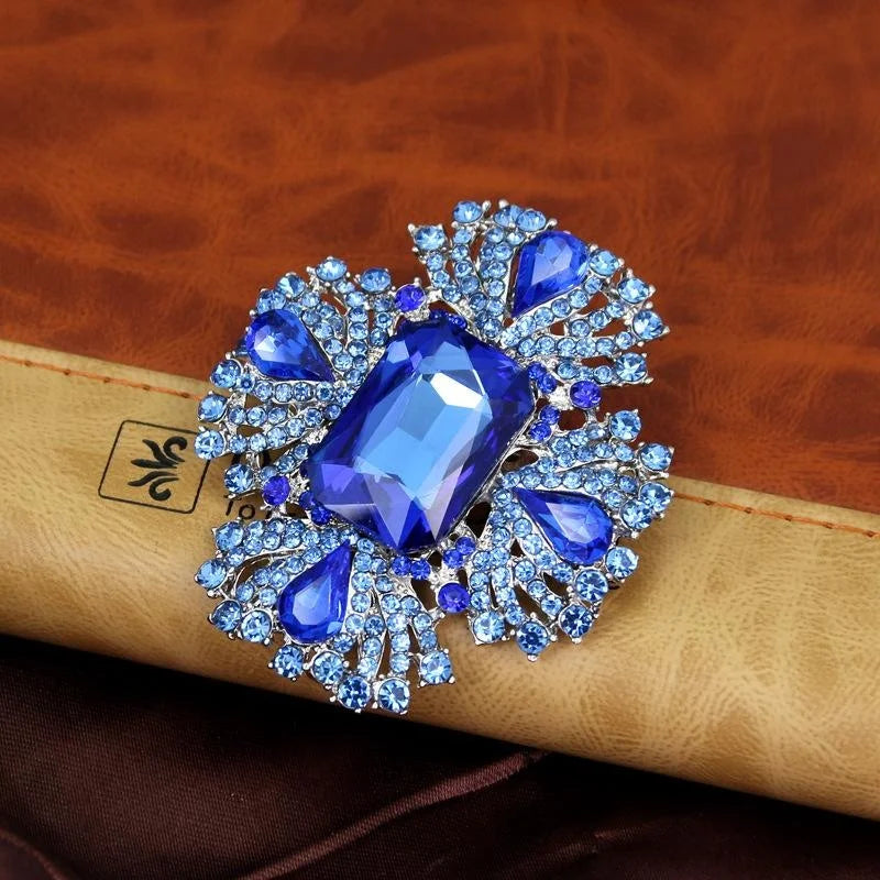Luxury Royal Blue Crystal Rhinestone Flower Brooch Elegant Alloy Lapel Pin Corsage For Fur Coat Suit Gift