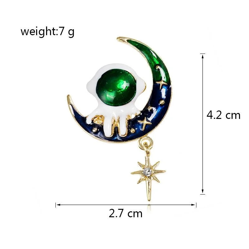Cute Enamel Alloy Astronaut On Crescent Moon Brooch With Rhinestone Star Charm, Space Lapel Pin Gift