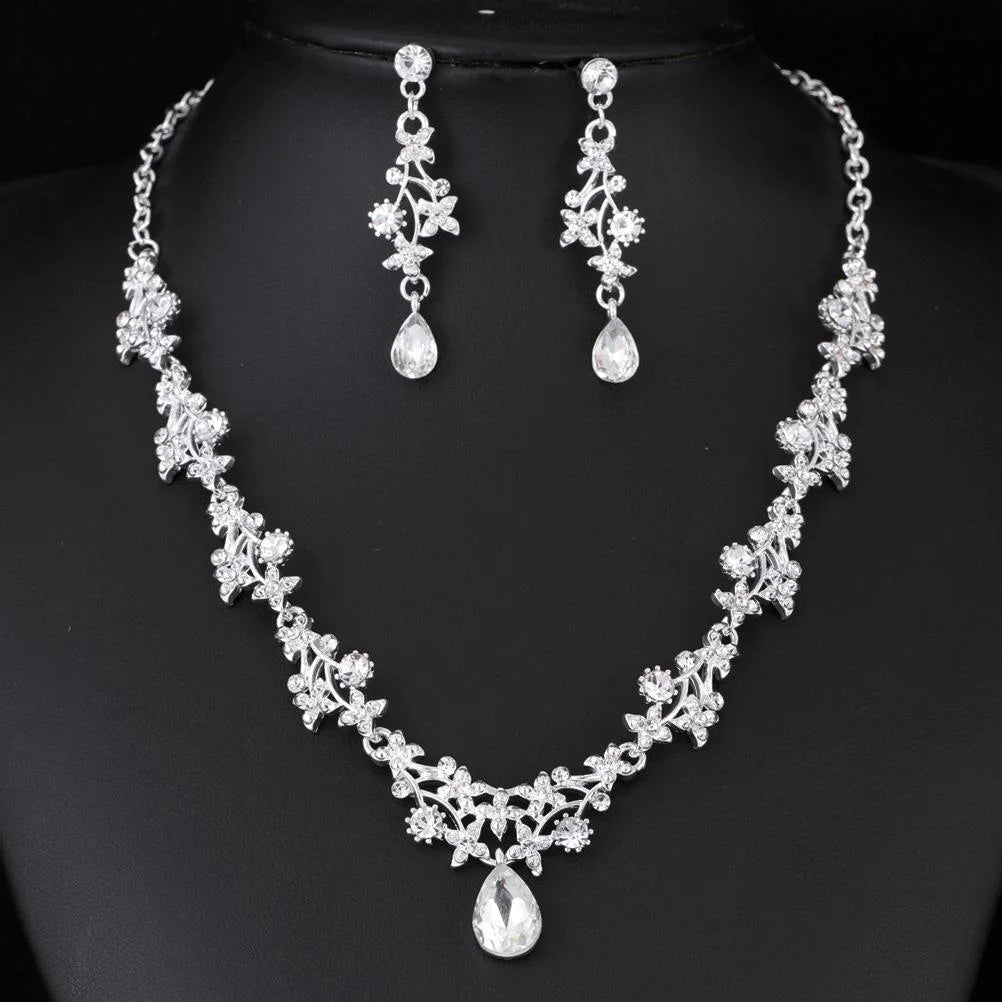Luxury Crystal Teardrop Floral Necklace And Earrings Jewelry Set, Elegant Bridal Jewelry For Wedding Party
