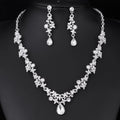 Luxury Crystal Teardrop Floral Necklace And Earrings Jewelry Set, Elegant Bridal Jewelry For Wedding Party