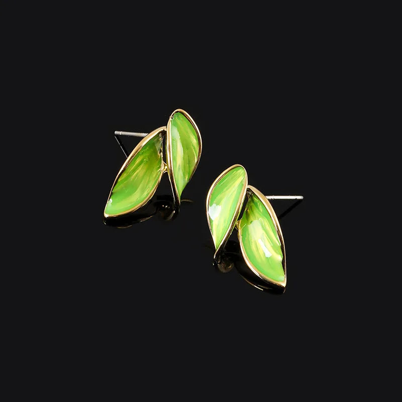 Elegant Green Enamel Leaf Gold Tone Alloy Stud & Clip On No Piercing Chinese Style Women's Earrings
