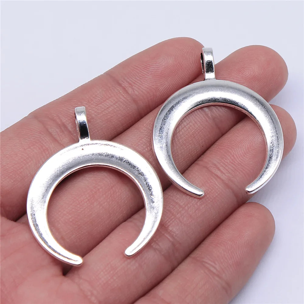 40x33mm 4.3g Multicolor Zinc Alloy Crescent Cow Horn Charm Pendant for DIY Bracelet Necklace Making
