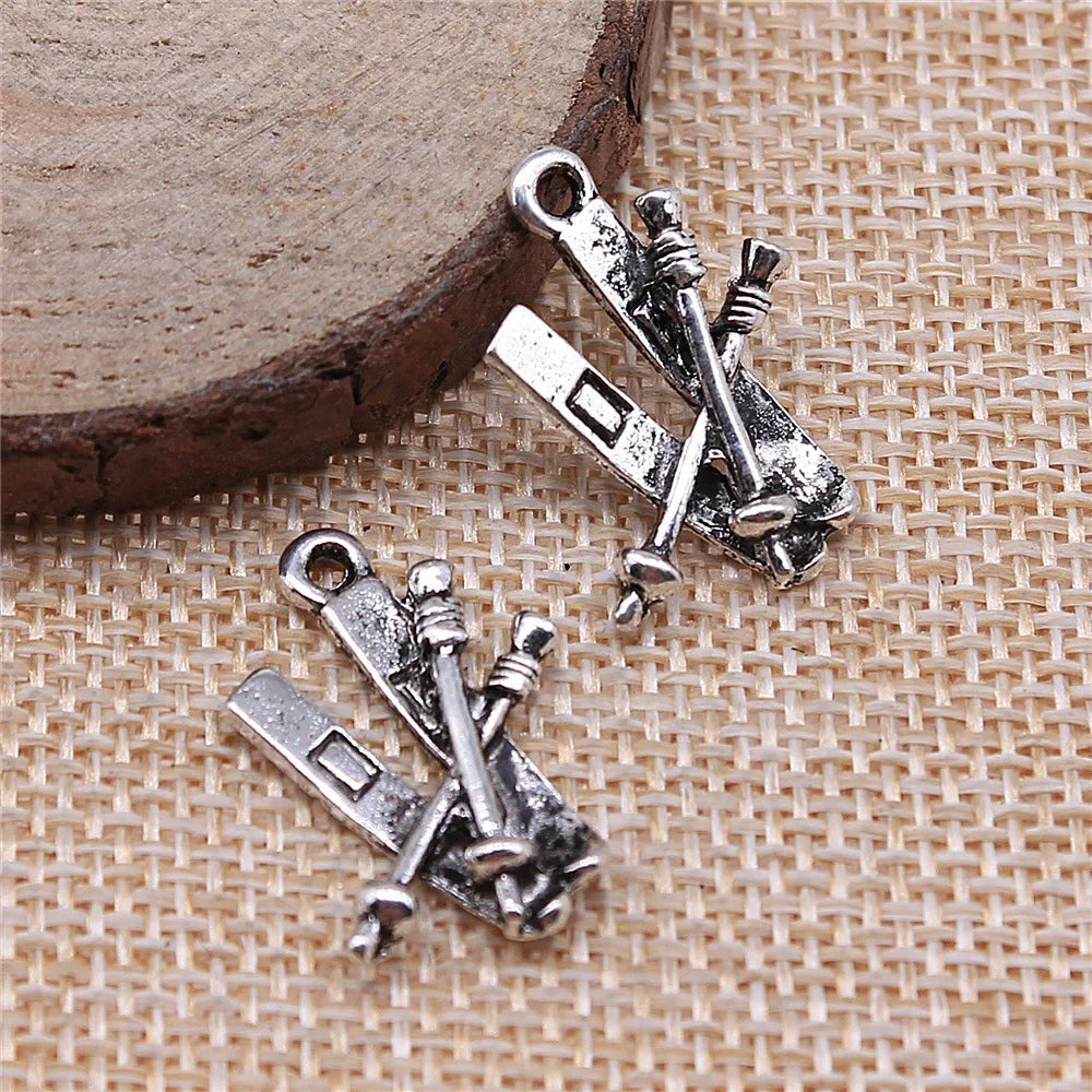 16x23mm 1.5g Antique Silver Zinc Alloy Ski Sled Charm Pendant for DIY Winter Sports Jewelry Making