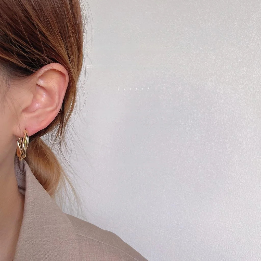 French Style Irregular Twisted Copper Hoop Earrings Gold Plated Niche Statement Jewelry
