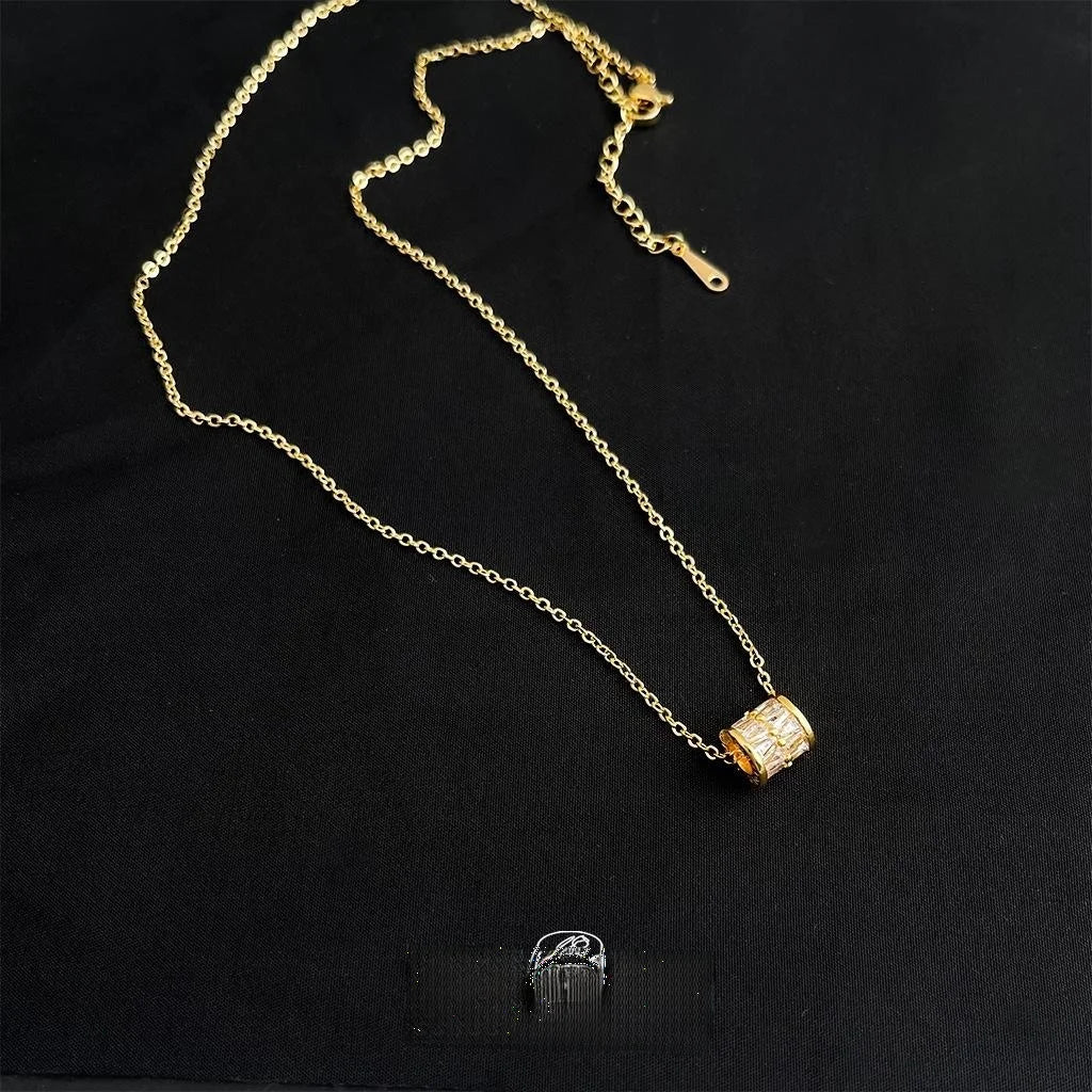 Thick Gold Plated Copper Micro Pave Zircon Geometric Circle Line Collarbone Necklace