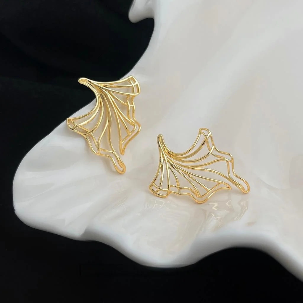Original Design Thick 18K Gold Plated Copper Geometric Line Art Drop Earrings For Women