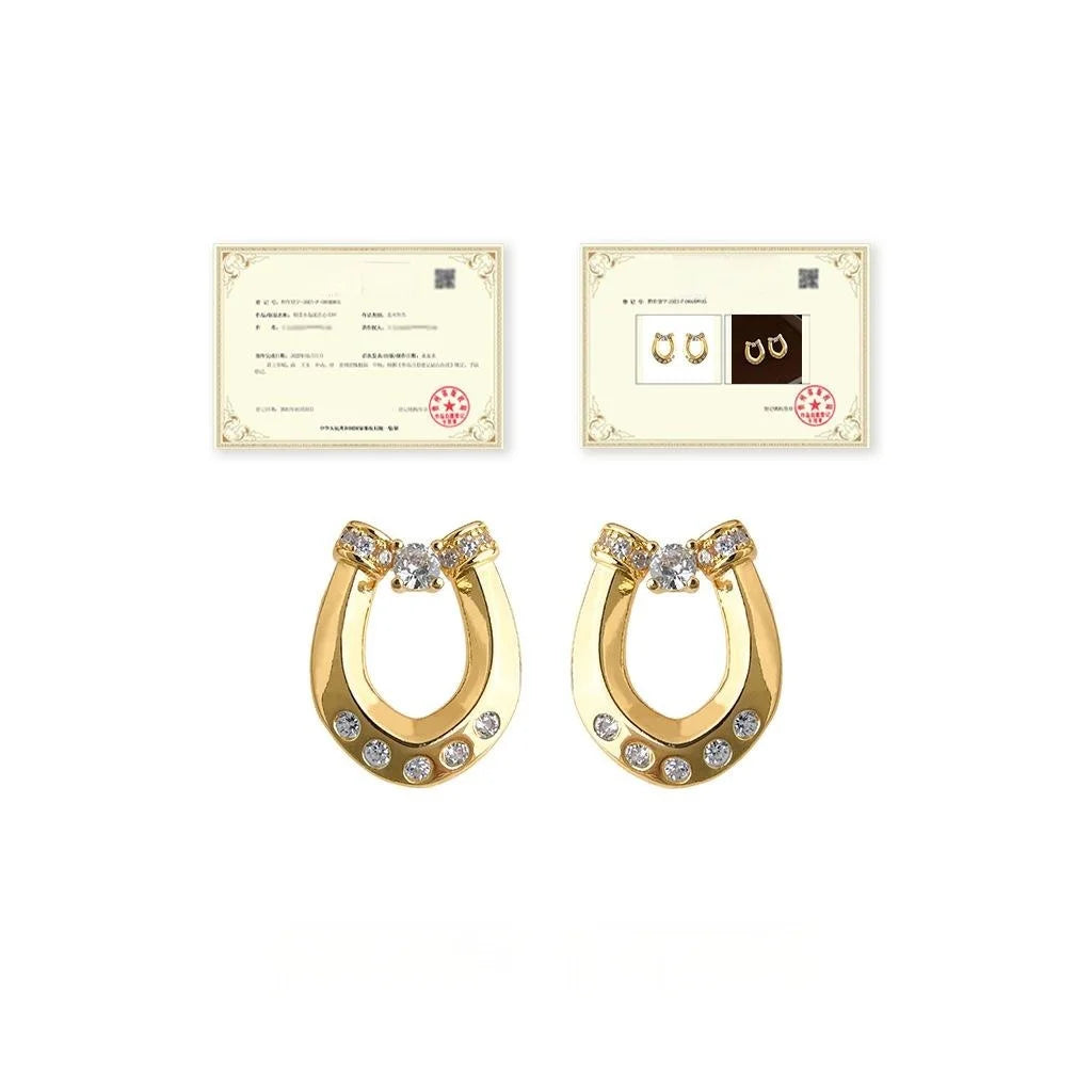 Designer U Shape Horseshoe Micro Pave Zircon Copper Stud Earrings For Fashion OL Style