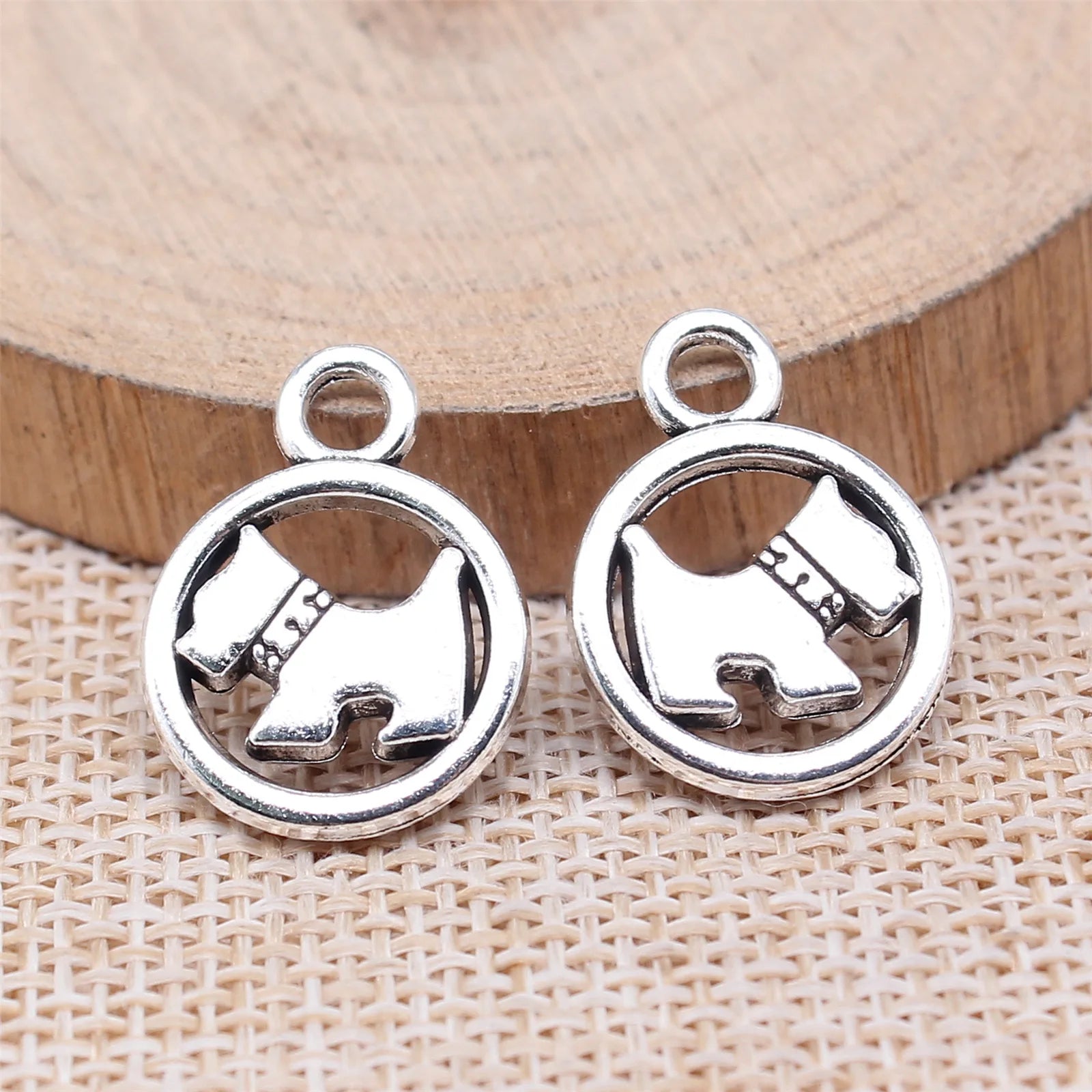 21x16mm 2.3g Antique Silver Tone Zinc Alloy Dog Charm Pendant for DIY Necklace Bracelet Jewelry Making