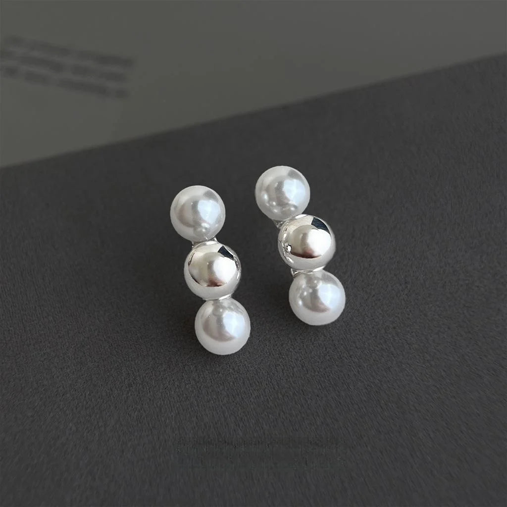Sweet Cool C-Shaped Glass Pearl Copper Hoop Earrings Geometric Minimalist Commuter Jewelry