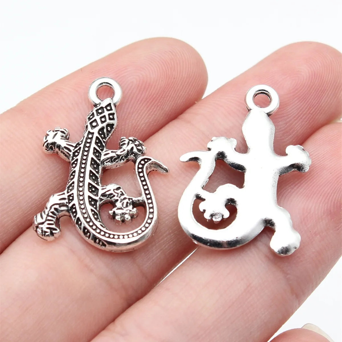25x18mm 2.6g Multicolor Zinc Alloy Lizard Charm Pendant for DIY Necklace Bracelet Jewelry Making
