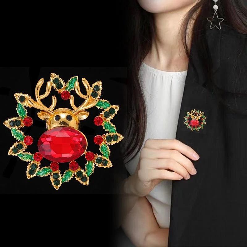Elegant Christmas Reindeer Head Wreath Brooch With Enamel Holly And Rhinestones, Festive Lapel Pin Gift