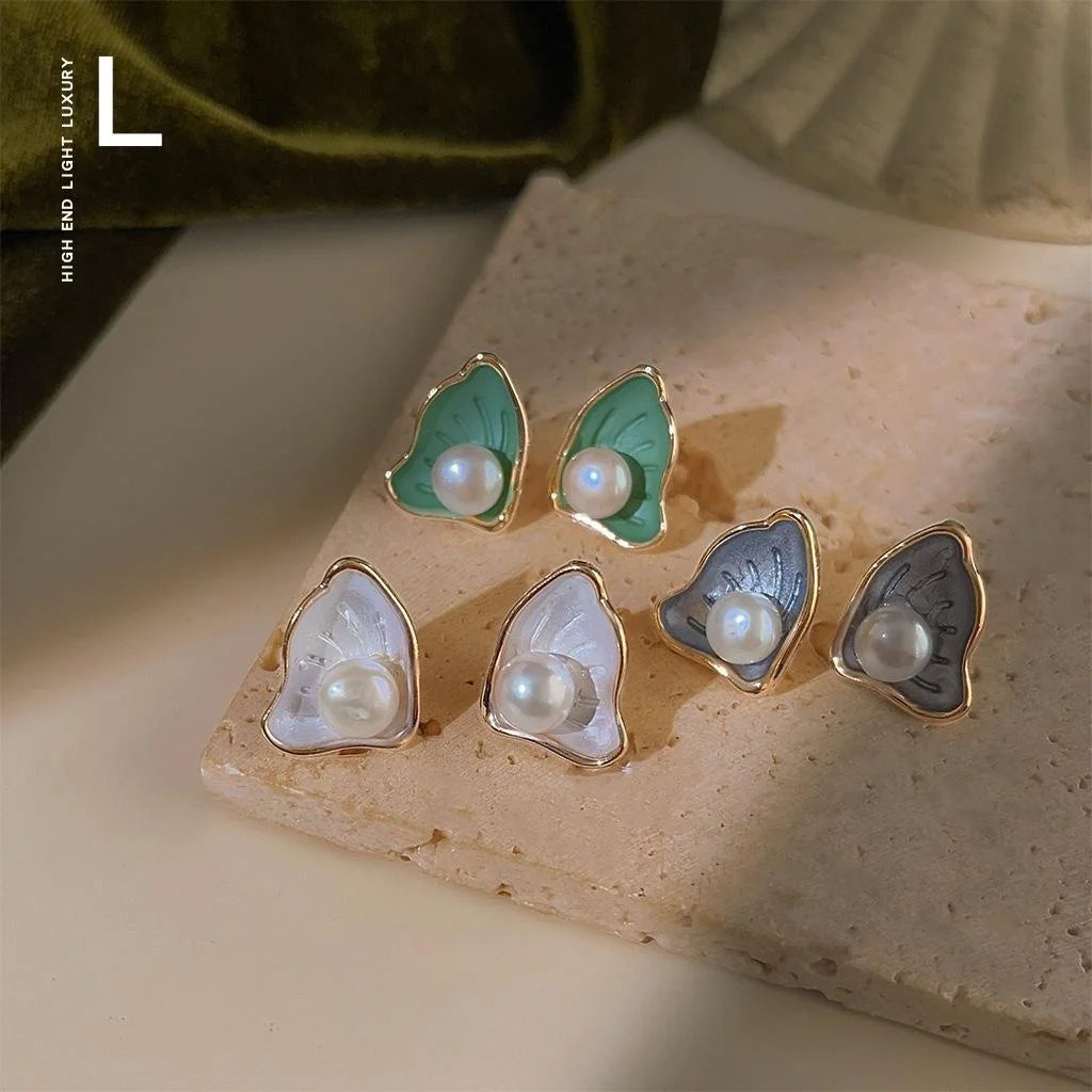 French Style Copper Freshwater Pearl Leaf Stud Earrings Designer Fashion Jewelry
