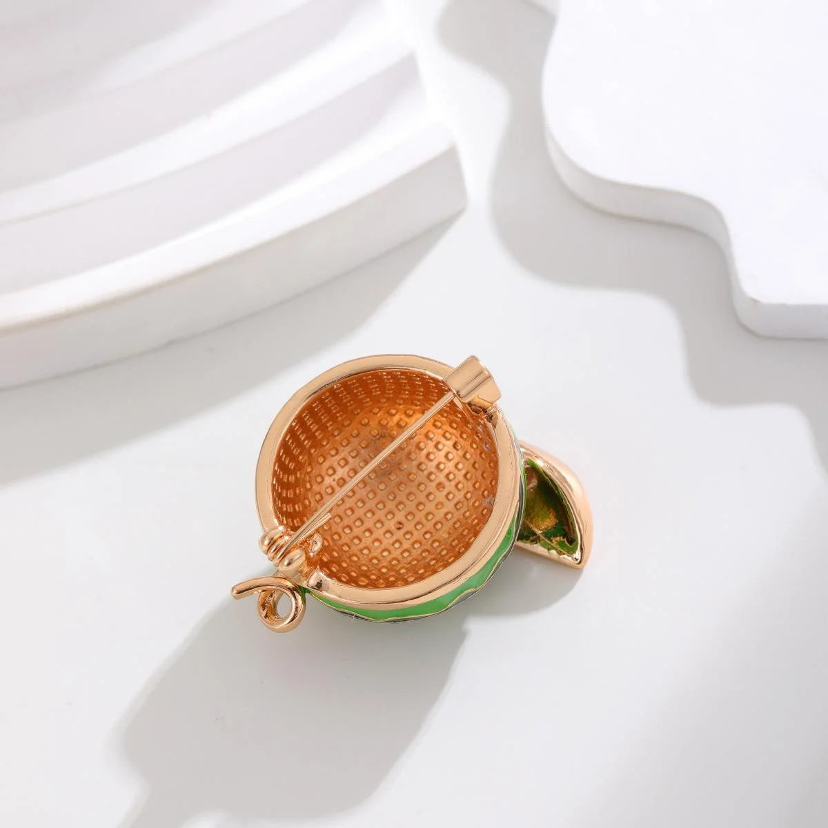 Cute Enamel Alloy Round Watermelon Slice Brooch For Women, Fruit Lapel Pin Corsage Suit Accessory Gift