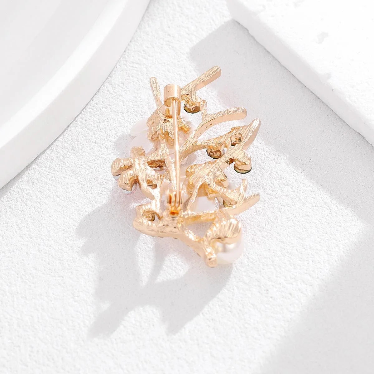 Elegant Pearl Peach Blossom Branch Brooch With Rhinestone Alloy Lapel Pin Corsage Suit Accessory Gift