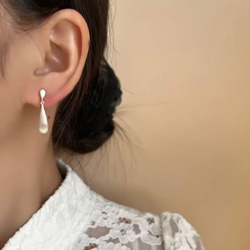 Vintage Silver Alloy Teardrop Spiral Disc Stud & Clip On No Piercing Office Dangle Earrings