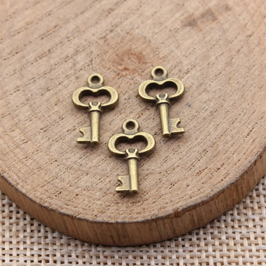 16x9mm 0.46g Multicolor Zinc Alloy Small Key Charm Pendant for Necklace Bracelet Jewelry Making
