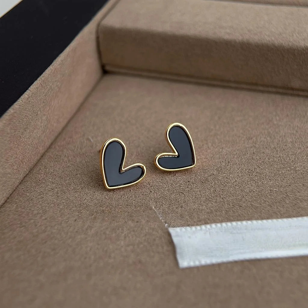 Korean Minimalist 14K Plated Copper Heart Stud Earrings Black White Fashion Jewelry