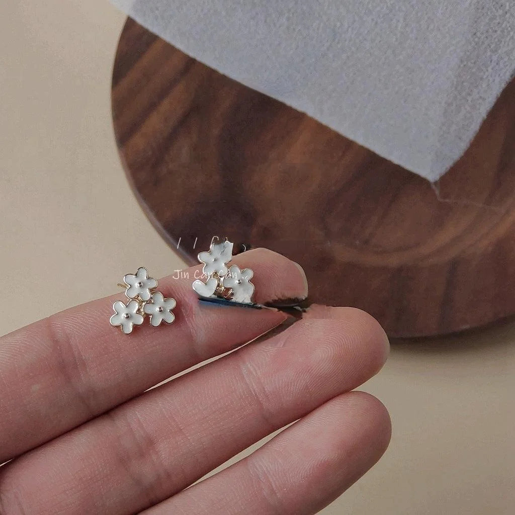 Sweet Minimalist 14K Plated Alloy Enamel Flower Stud Earrings For Women Korean Style