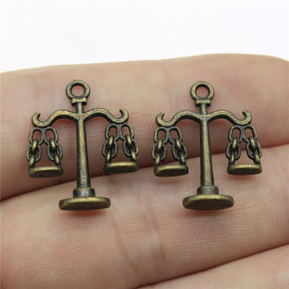 22x17mm 1.4g Multicolor Zinc Alloy Balance Scale Charm Pendant for Legal Theme DIY Jewelry Making