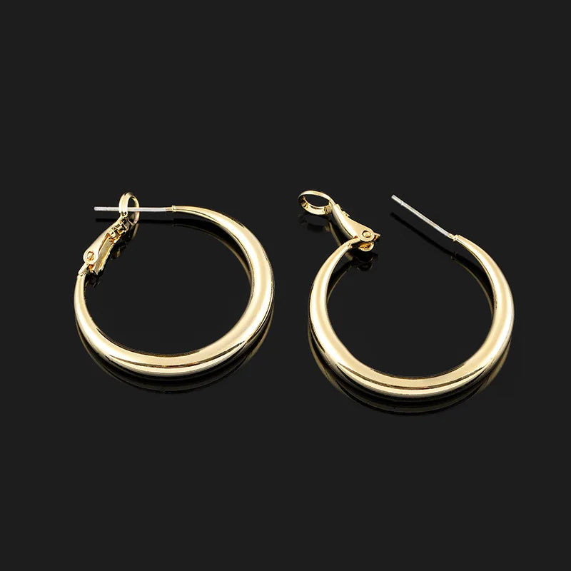 Elegant Silver Tone Alloy Round Hoop Stud & Clip On No Piercing Simple Metal Circle Earrings