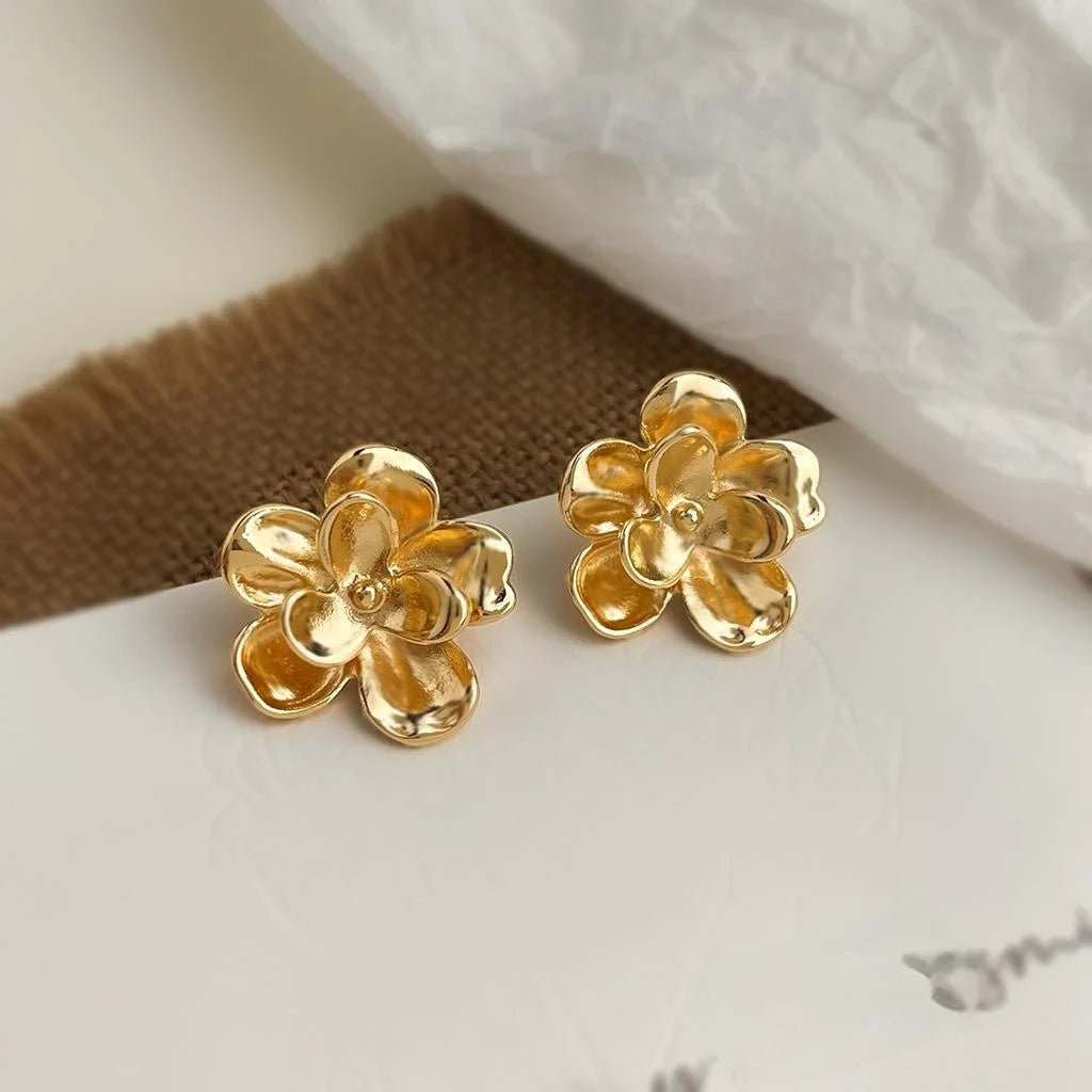 Light Luxury 14K Gold Plated Copper Flower Stud Earrings