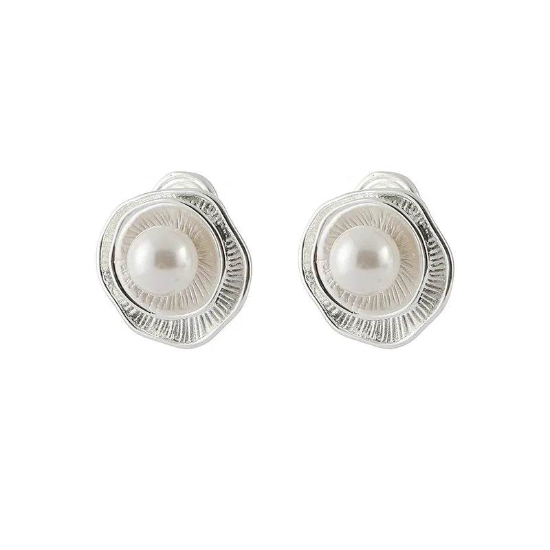 Vintage Seashell Spiral Faux Pearl Alloy Stud & Clip On No Piercing Elegant Niche Design Earrings