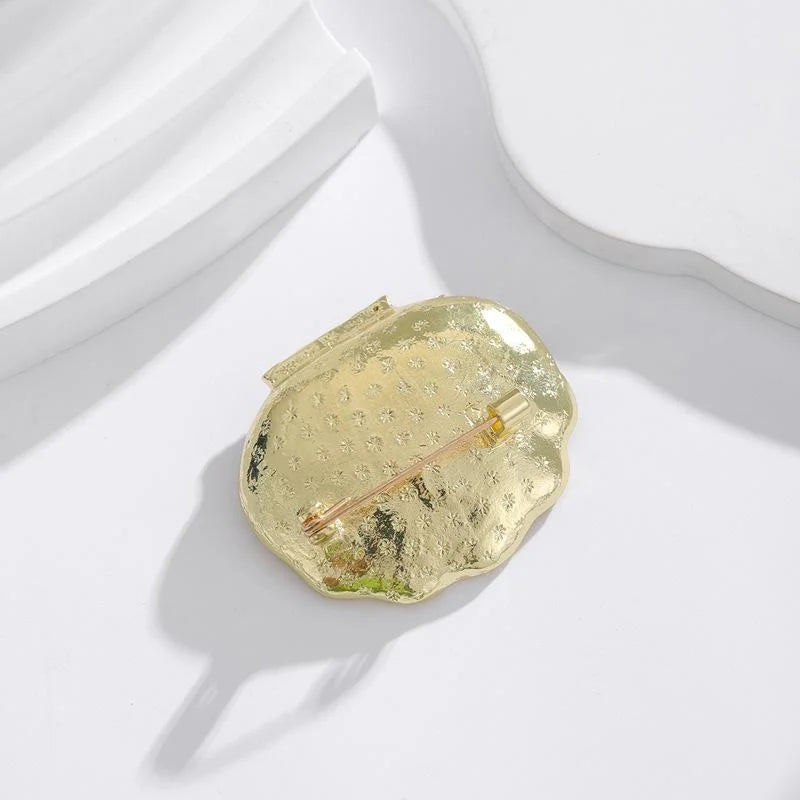 Elegant Pearl Shell Brooch With Enamel Alloy Rhinestone Trim, Luxury Women's Lapel Pin Suit Accessory