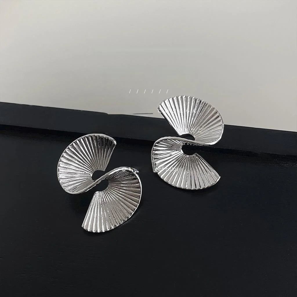 14K Electroplated Copper Geometric Oval Irregular Stud Earrings