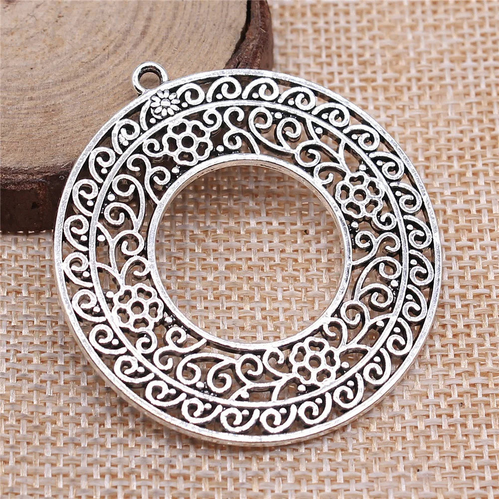 48x45mm 9.6g Antique Silver Zinc Alloy Openwork Floral Round Ring Hollow Pendant for DIY Jewelry Making