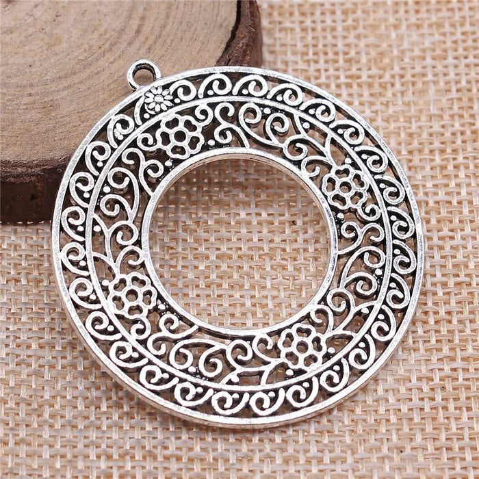 48x45mm 9.6g Antique Silver Zinc Alloy Openwork Floral Round Ring Hollow Pendant for DIY Jewelry Making