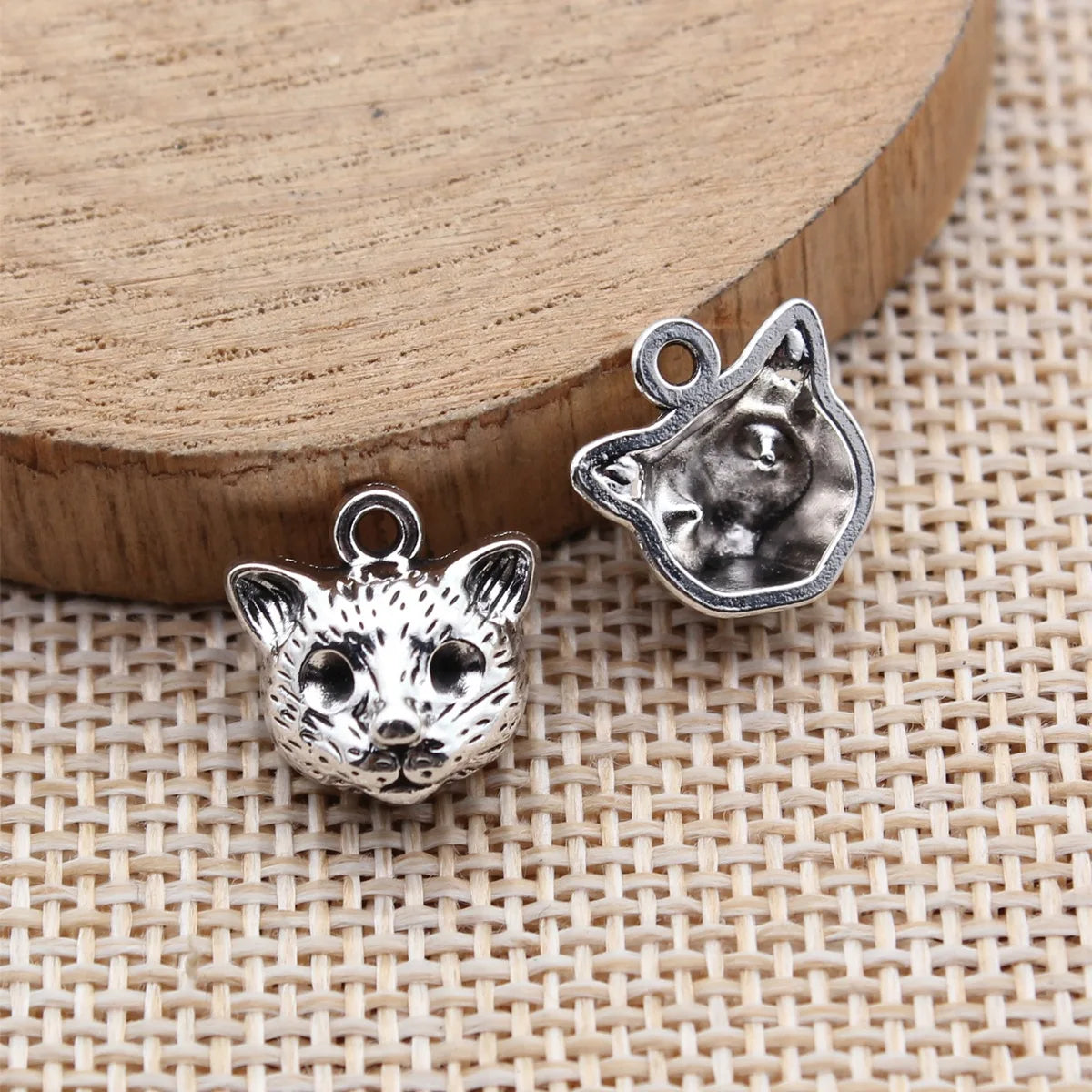 13x13mm 1.2g Antique Silver Zinc Alloy Cat Charm Pendant for DIY Necklace Bracelet Jewelry Making