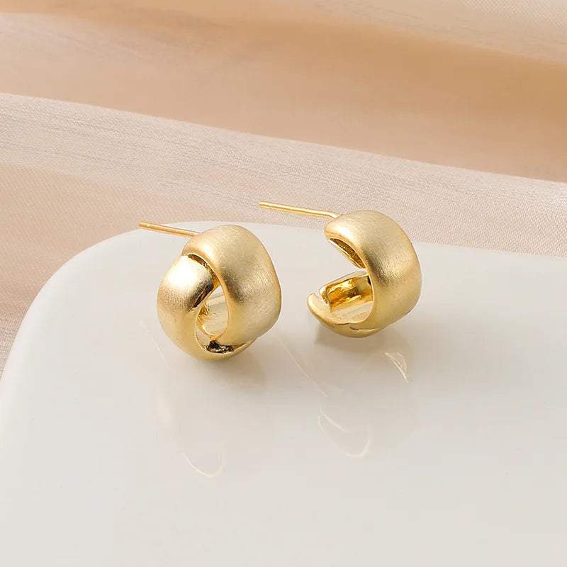 Elegant Brushed Gold Alloy Cross Knot Hoop Earrings For Women, Minimalist Stud & Clip On No Piercing Earrings