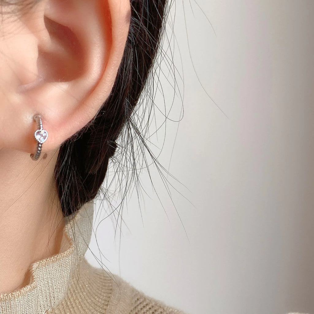 Elegant Zircon Heart Hoop Alloy Silicone Stud & Clip On No Piercing Small Ear Cuff Earrings