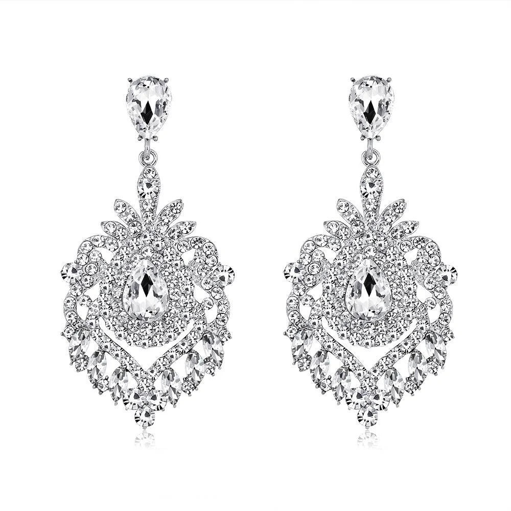 Luxury Vintage Emerald Glass Rhinestone Hollow Geometric Alloy Chandelier Earrings For Wedding Party Gift