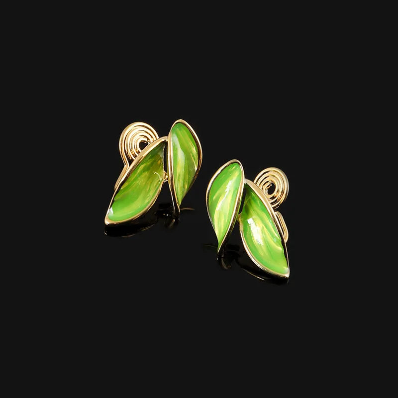 Elegant Green Enamel Leaf Gold Tone Alloy Stud & Clip On No Piercing Chinese Style Women's Earrings