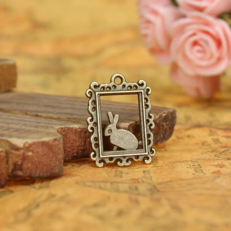 24x18MM Antique Silver Zinc Alloy Rabbit Frame Charm Pendant for DIY Necklace Bracelet Jewelry Making