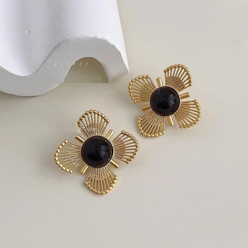 French Vintage Matte Copper Hollow Flower Drop Earrings for Women