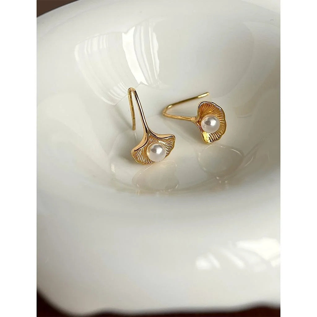 Elegant 14K Plated Copper Ginkgo Leaf Pearl Drop Earrings For Women