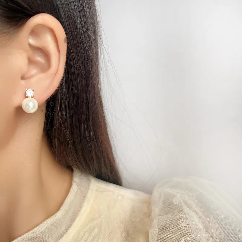 Vintage French Spiral Pearl Crystal Stud & Clip On No Piercing Elegant Alloy Statement Earrings