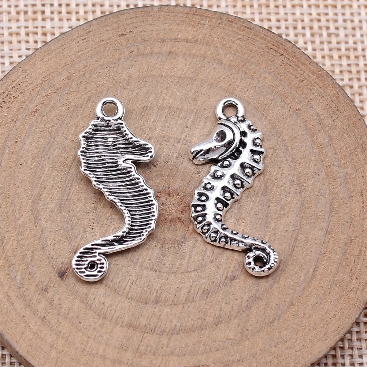 29x13mm 1.4g Antique Silver Zinc Alloy Seahorse Charm Pendant for DIY Ocean Theme Jewelry Making