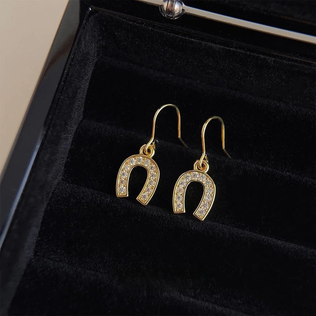 18K Gold Plated Copper U Shape Horseshoe Zircon Drop Earrings For Elegant Commuter Style